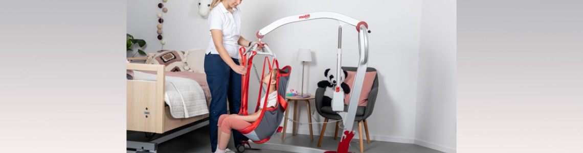 What is the best lightweight folding hoist?